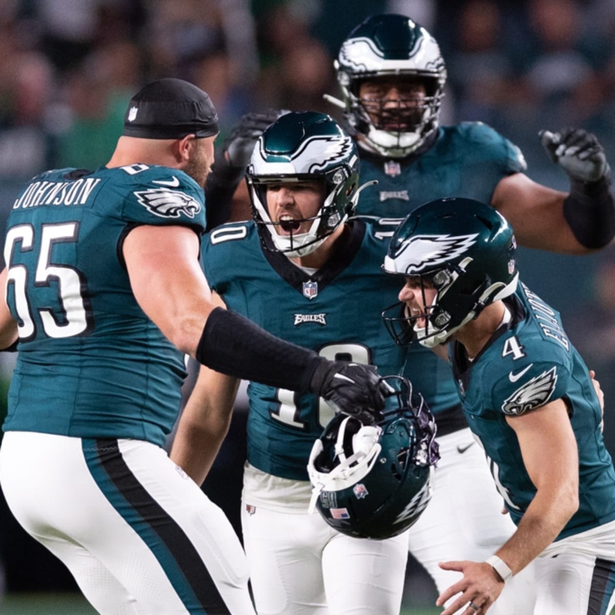 Eagles beat Vikings 34-28 as D'Andre Swift rushes for career-high