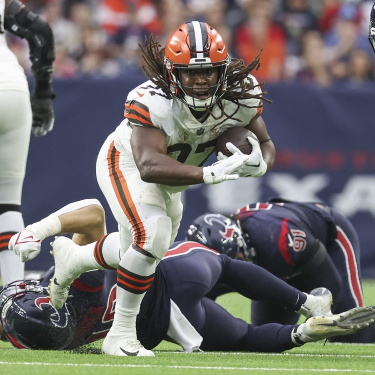 Browns RB Kareem Hunt will make season debut vs. Titans - ESPN