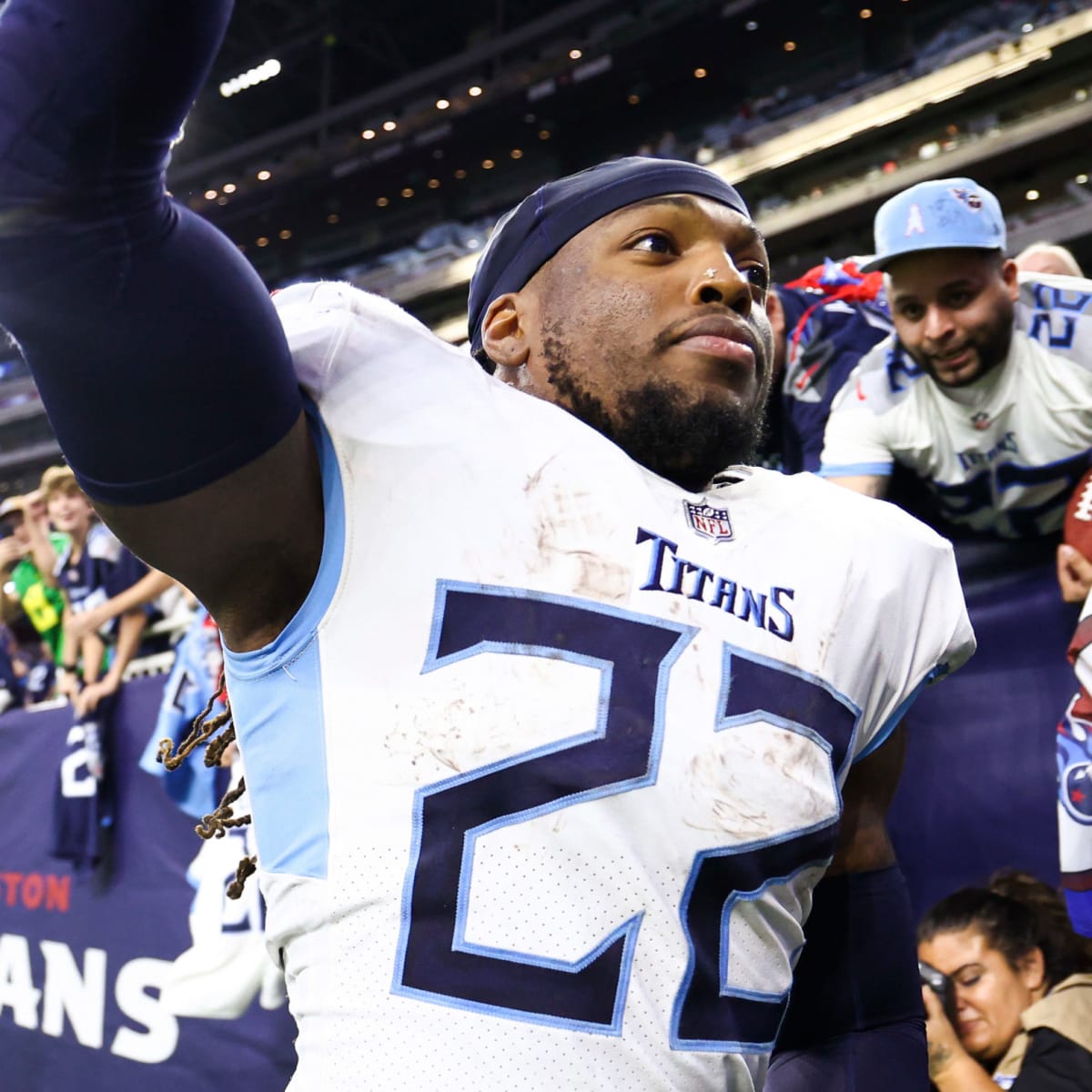 Derrick Henry makes history in more ways than one - A to Z Sports