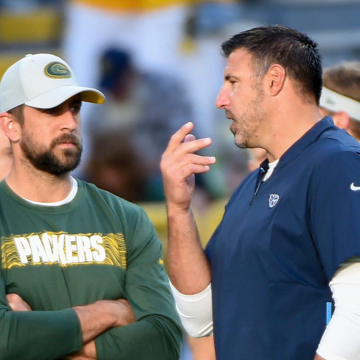 Report: Aaron Rodgers 'Truly Torn' on Returning to Packers for