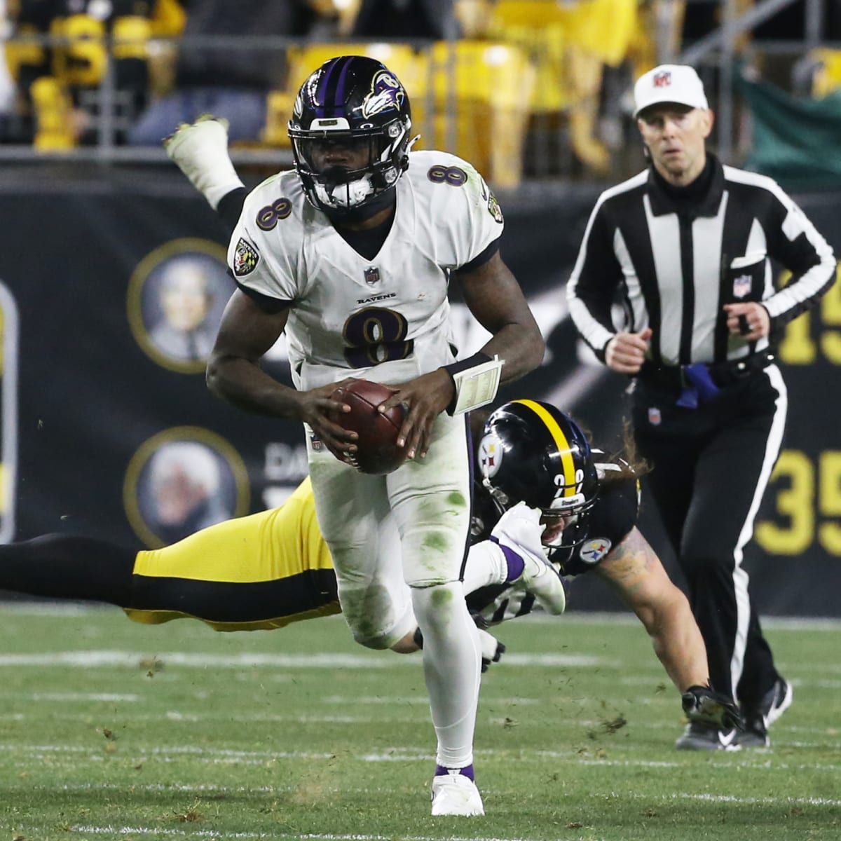 The Pittsburgh Steelers gave one away in loss to the Ravens in