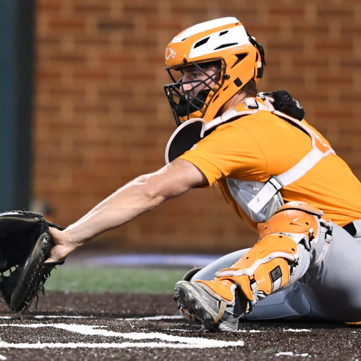 Tennessee's Luc Lipcius hits 40th career home run, most in Vol Baseball  history