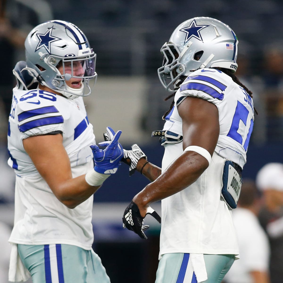 Dallas Cowboys outside linebacker Jaylon Smith (54) walks off the