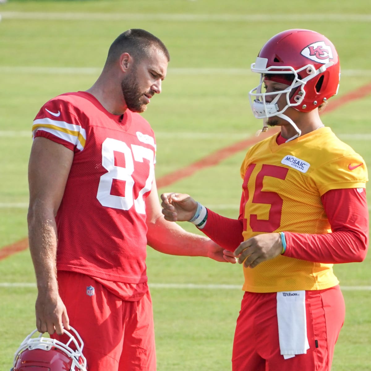 Chiefs' Travis Kelce joins '99 Club' in Madden NFL 22