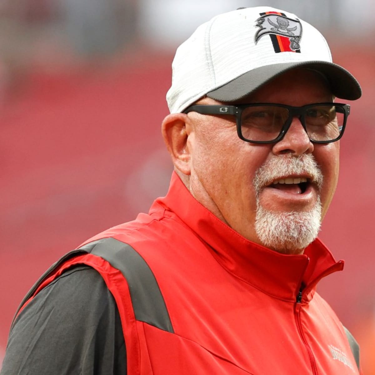 Retiring as Coach, Bruce Arians Joins the Buccaneers' Front Office - The  New York Times