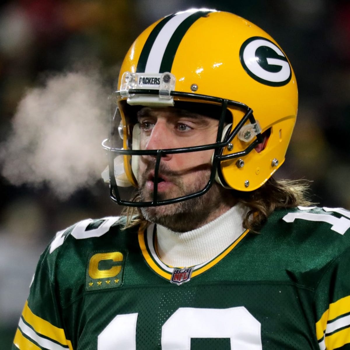 Aaron Rodgers clears air on Packers contract situation