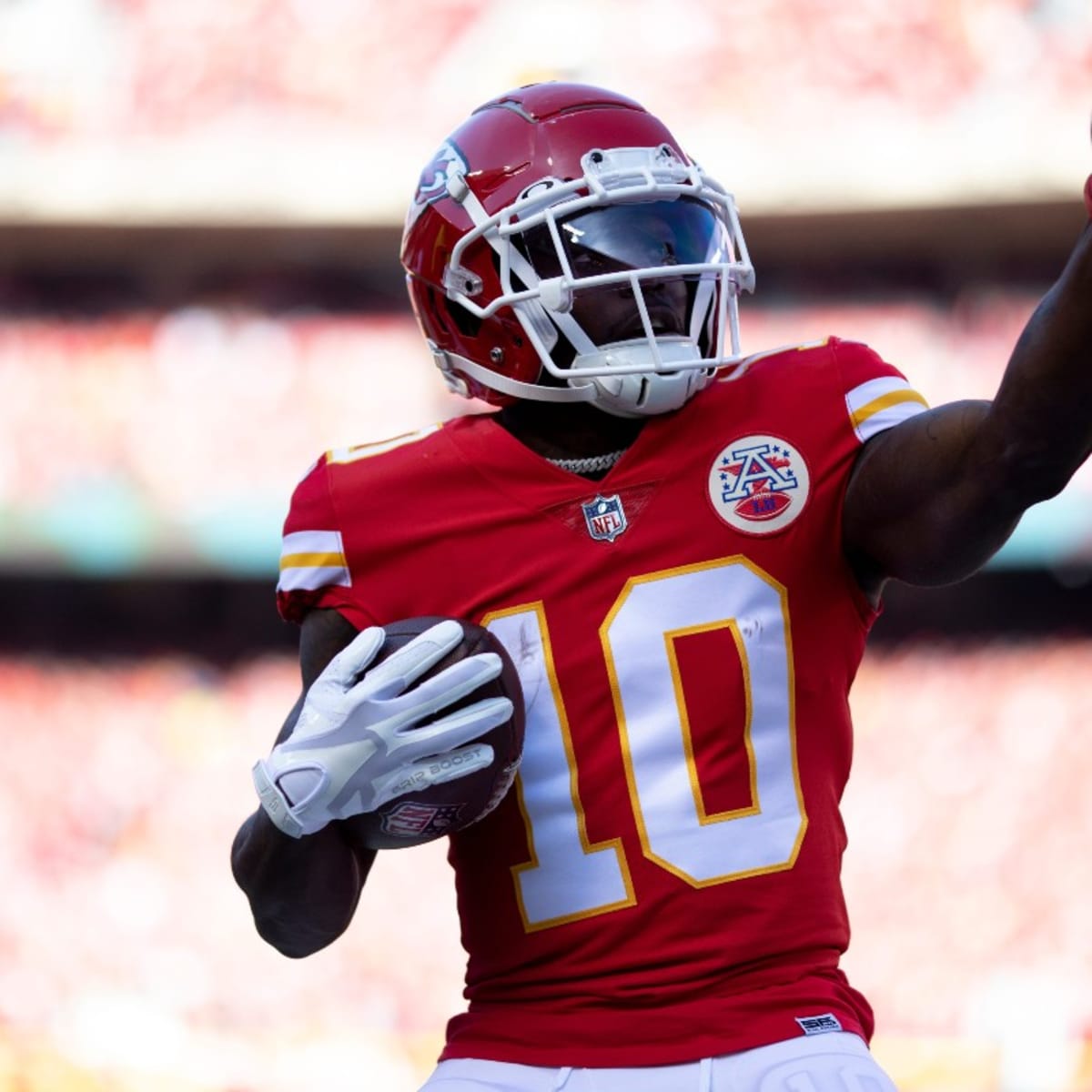 KC Chiefs TE Travis Kelce discusses Tyreek Hill trade