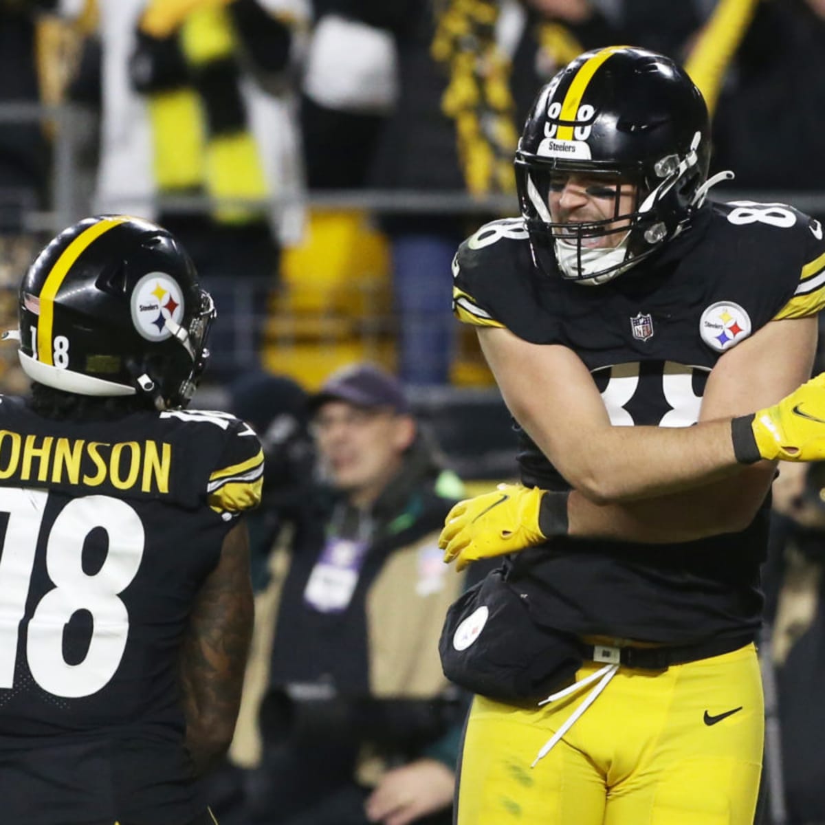 Mass. native and Steelers TE Pat Freiermuth focused on 'taking my game to  the next level' following standout rookie year in Pittsburgh 