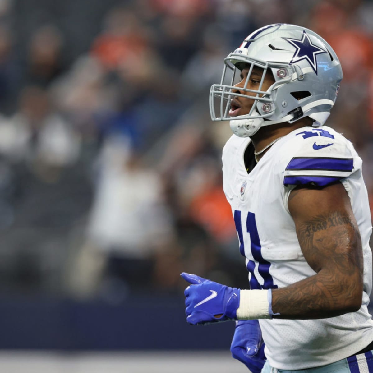 Micah Parsons' shocking position switch has NFL world buzzing - What does  it mean for the Cowboys?