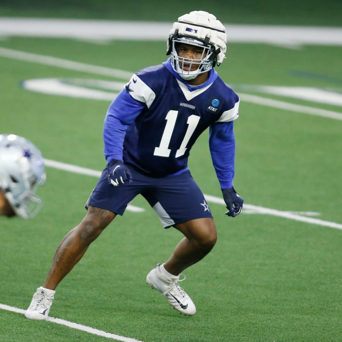 Cowboys expected to give Micah Parsons extensive snaps at edge rusher vs  Chargers