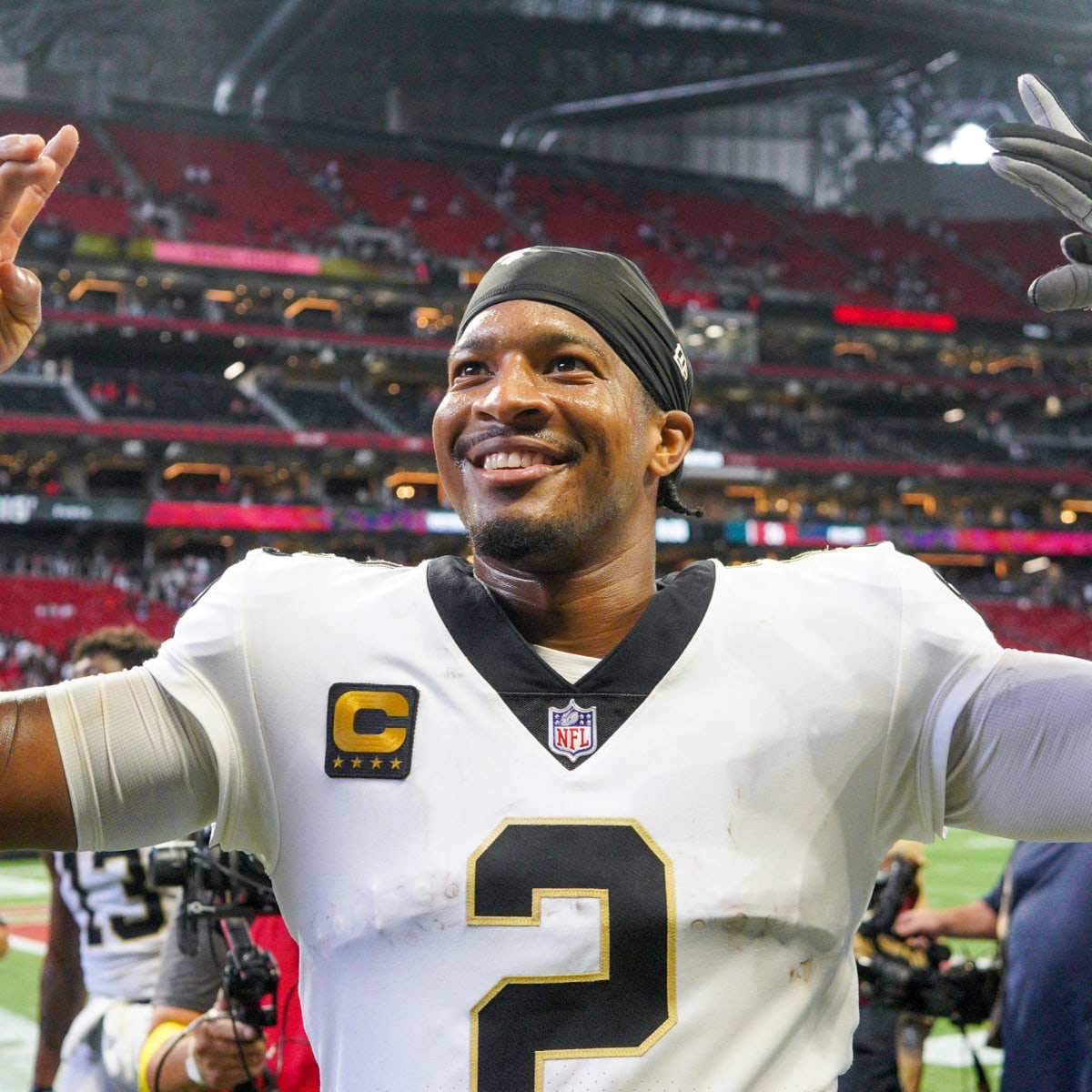 The Cowboys yet again prove they need to trade for Saints' Winston