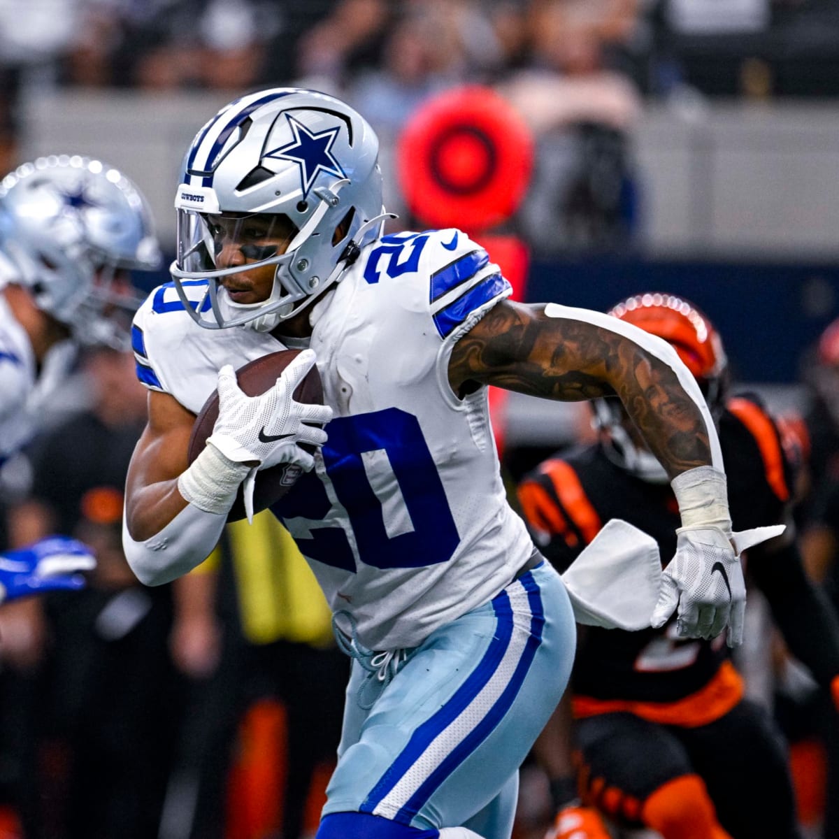 The Tony Pollard effect clear for Cowboys as explosive runs abound