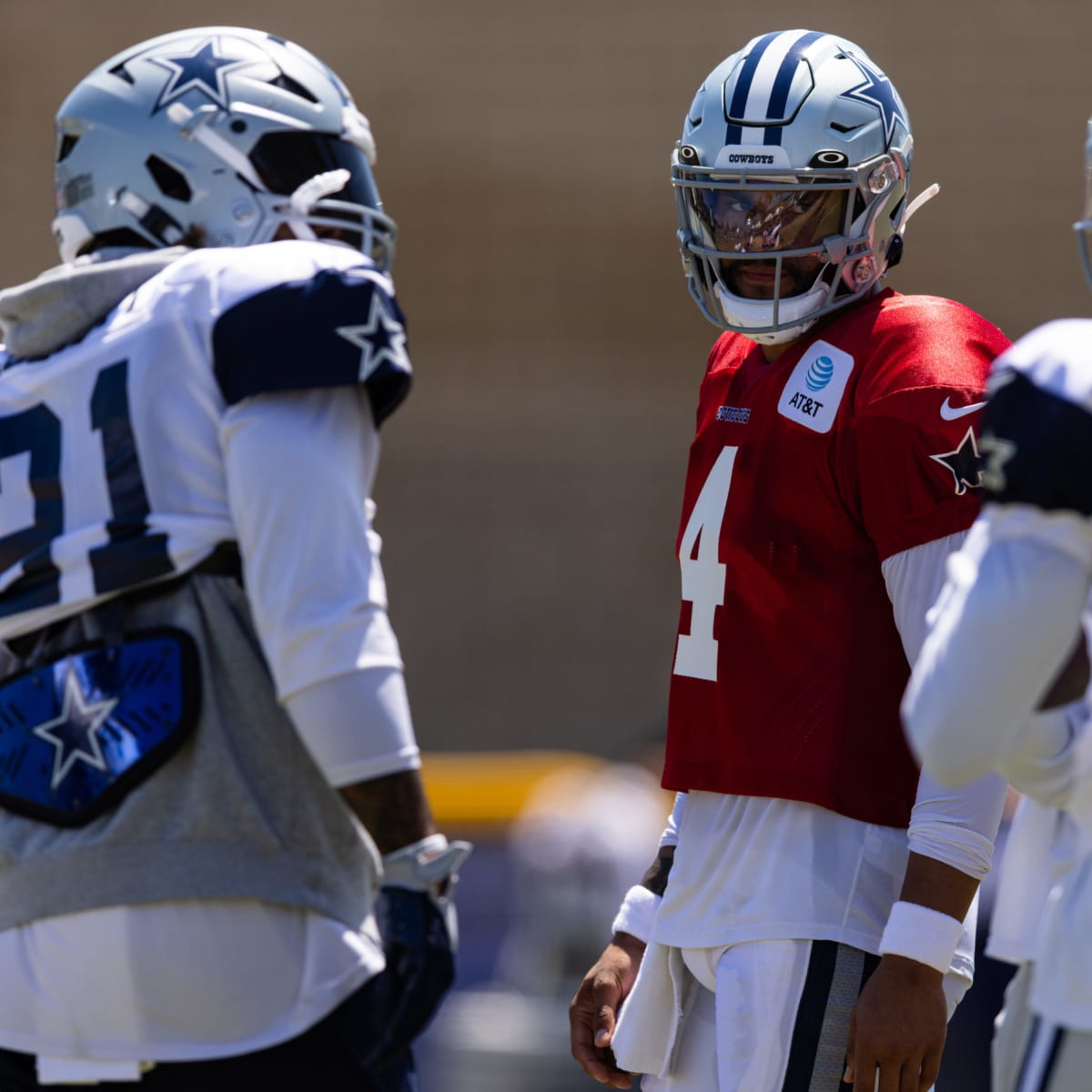 Cowboys' QB eager to excite home fans