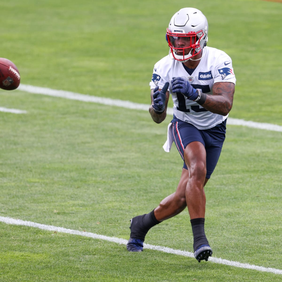 New England Patriots trade N'Keal Harry to Chicago Bears for 2024 7th-Round  Draft Pick