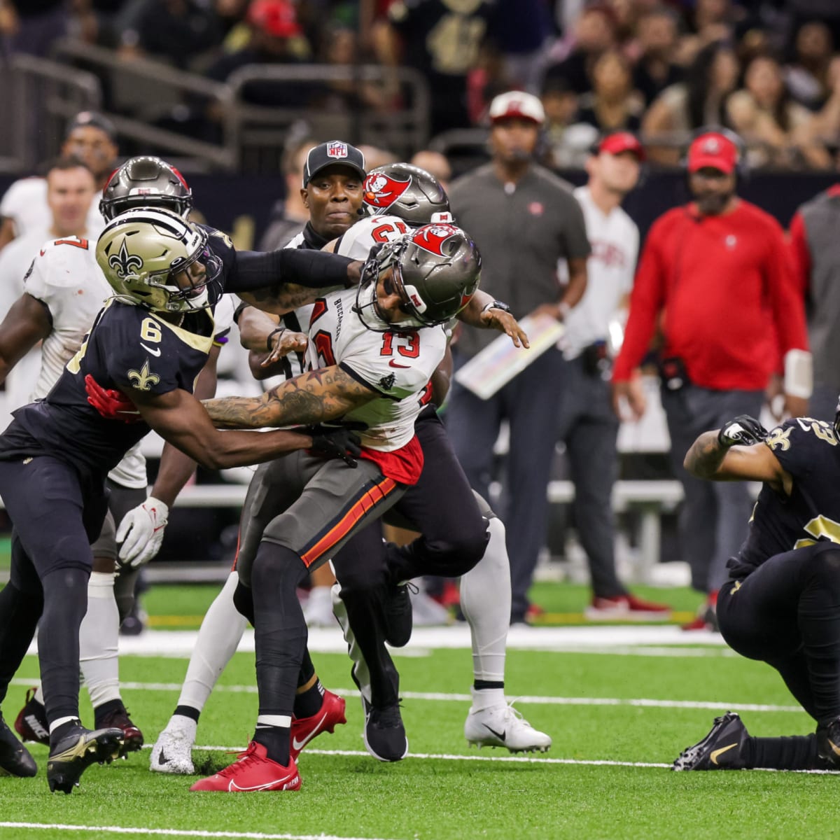 Mike Evans, Marshon Lattimore fight: Buccaneers WR and Saints CB