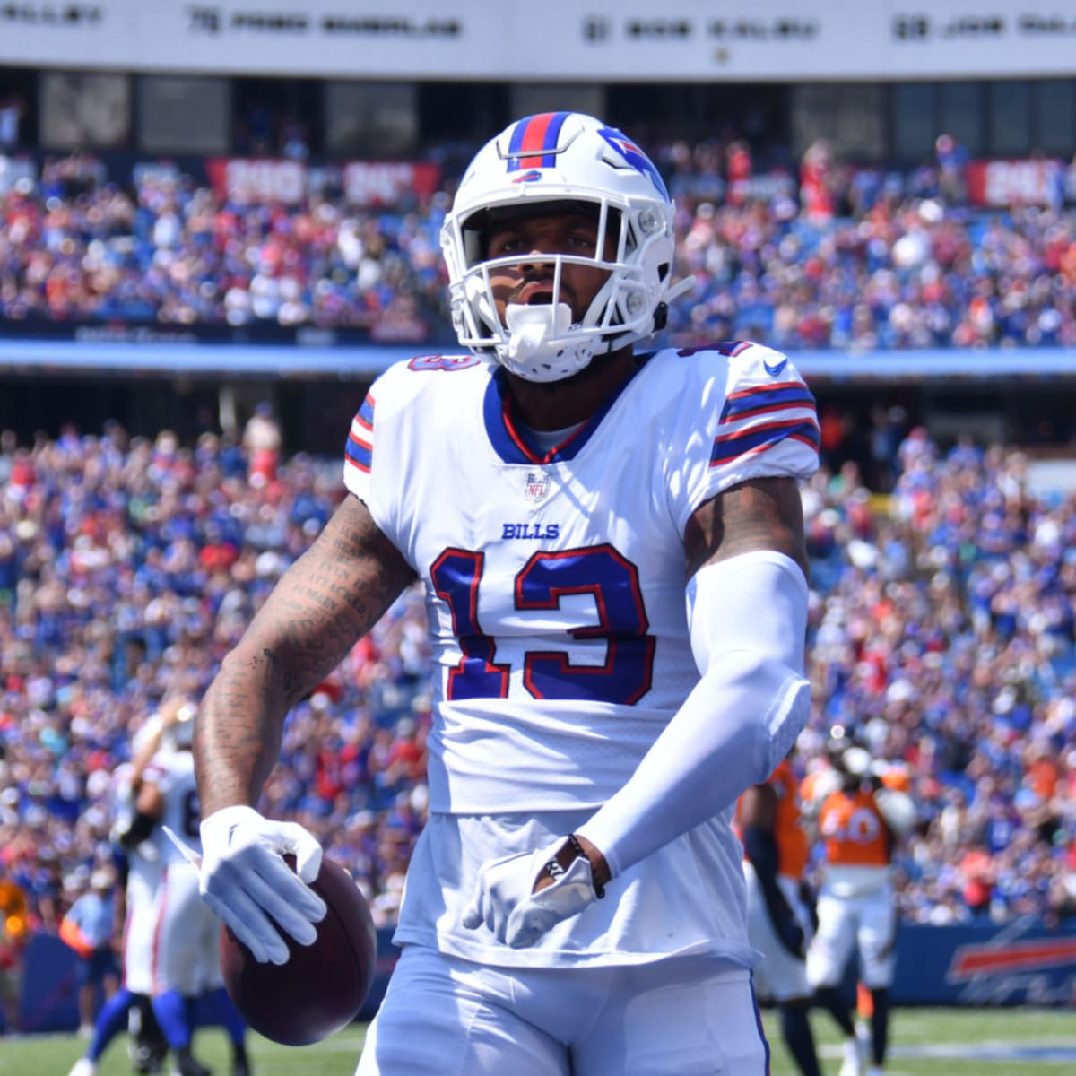 Offense shines in Buffalo's 42-15 win over Denver