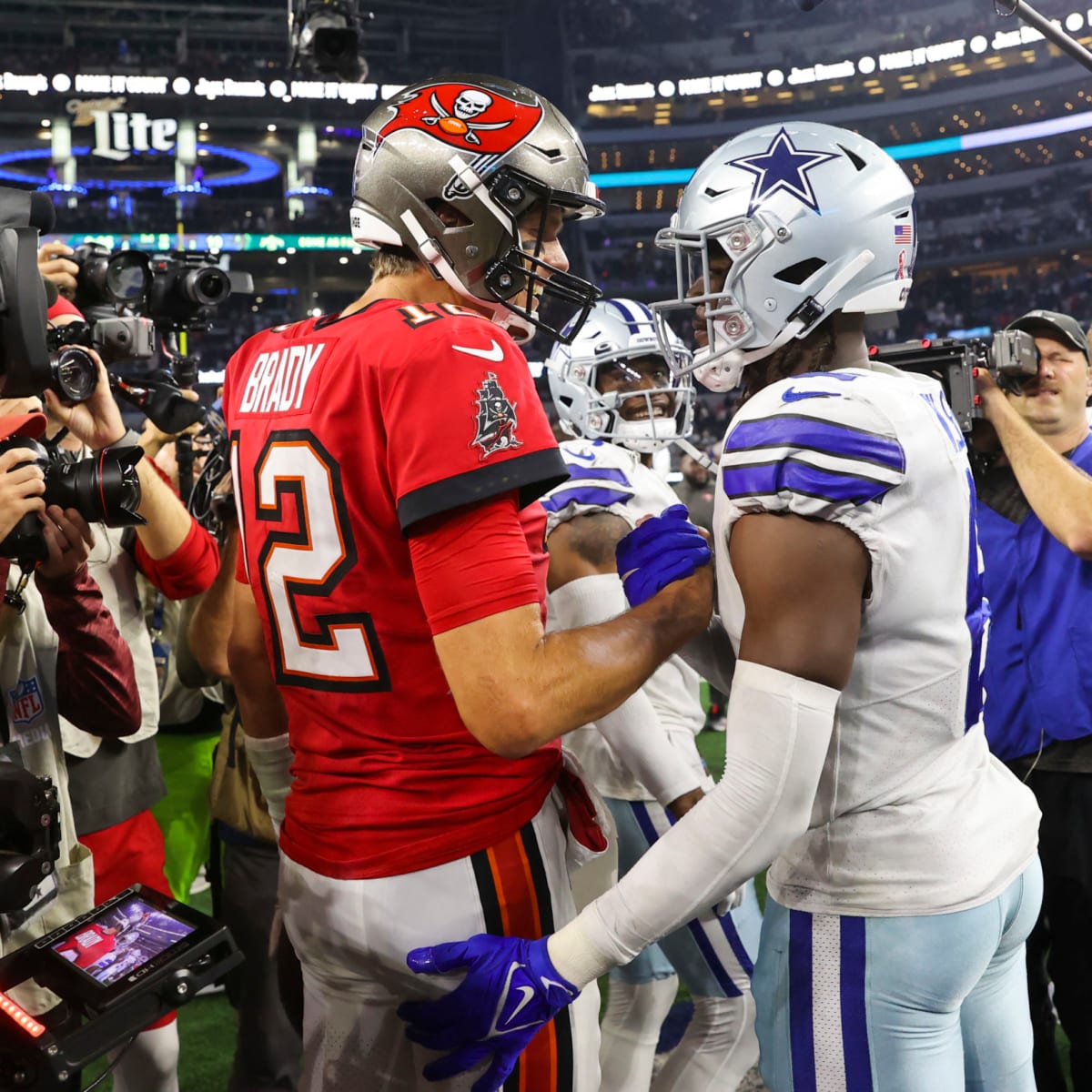 Dallas Cowboys: Stock Up, Stock Down After Preseason Game No.2 - A to Z  Sports