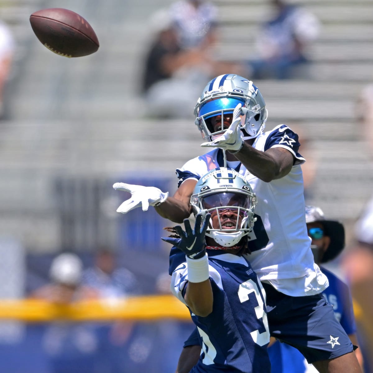 TJ VASHER SHOWING OUT AT COWBOYS TRAINING CAMP! 