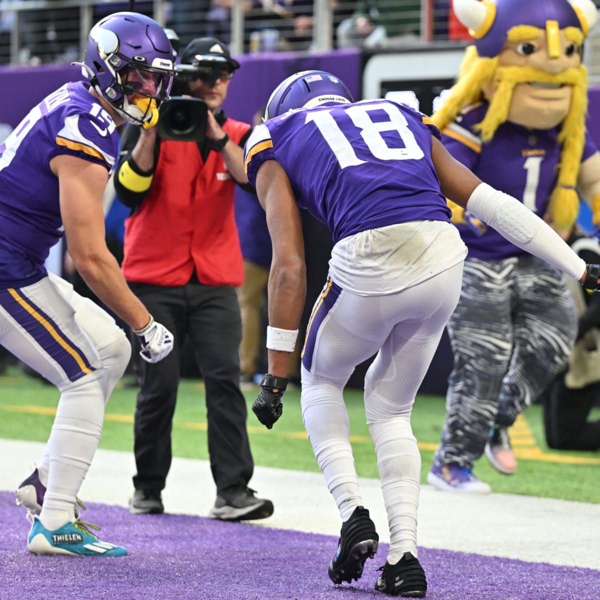 WATCH Justin Jefferson gets Vikings on the board early vs. Panthers