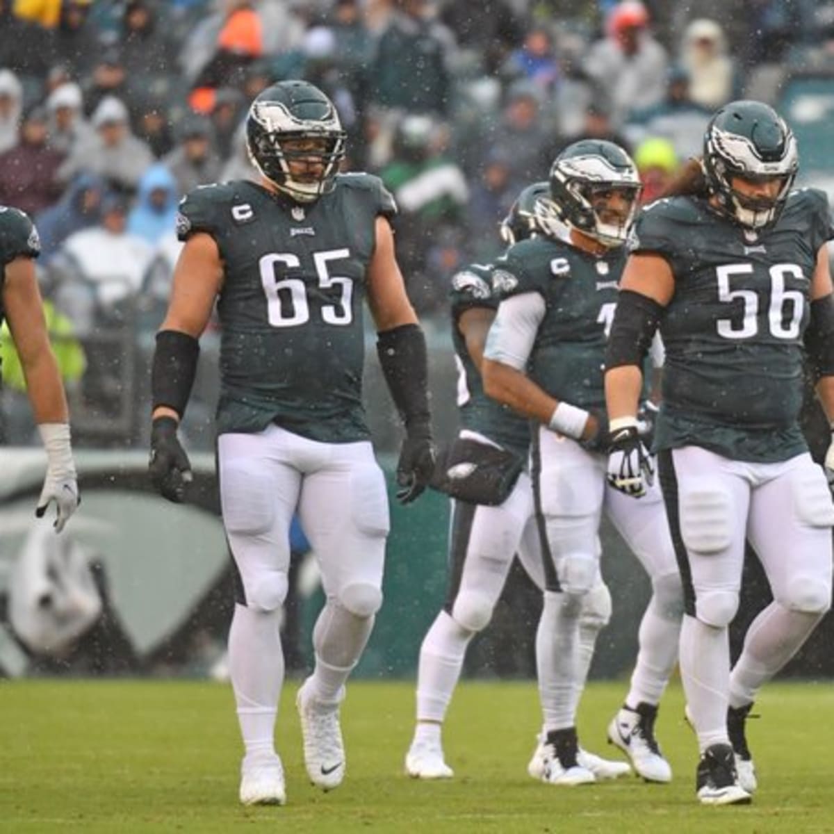 Lane Johnson ruled out for remainder of game with concussion