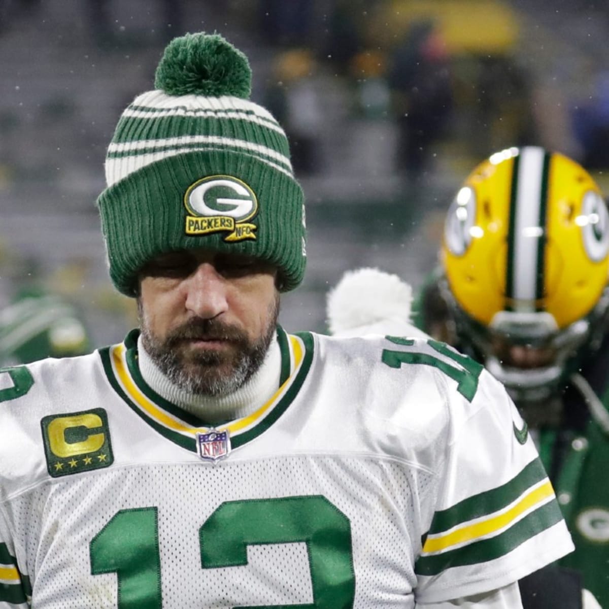 Rodgers remains upbeat amid thumb injury, Packers' slump