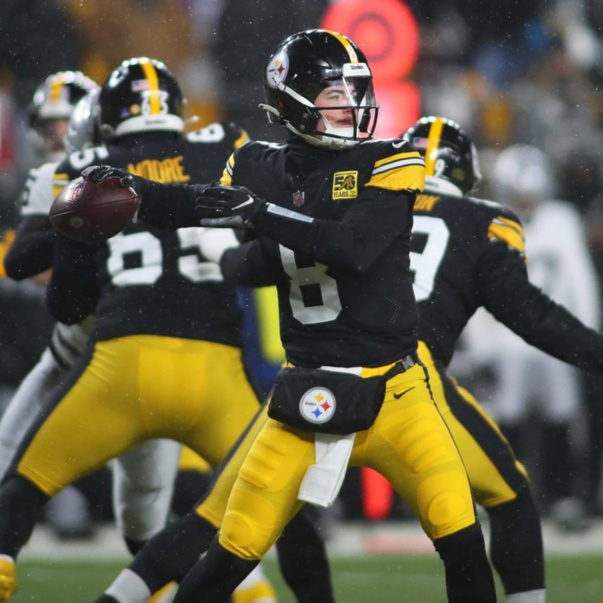 Steelers get Christmas Eve miracle with win over Raiders