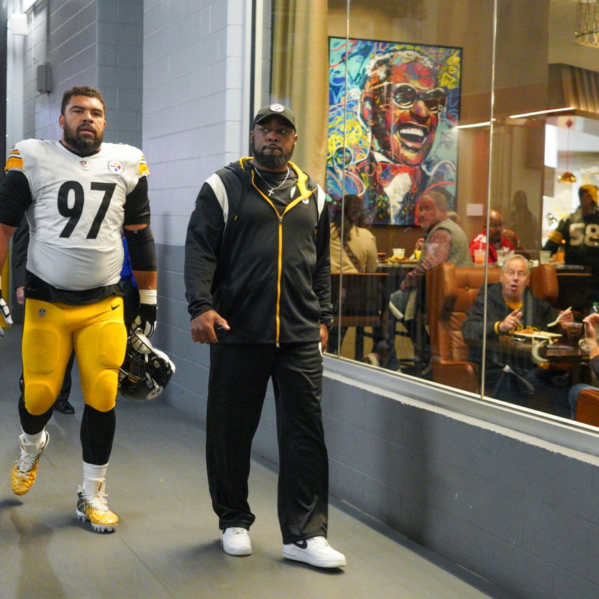 I was a mess:' Steelers' Cam Heyward shares 'emotional' reaction to  brother's first TD