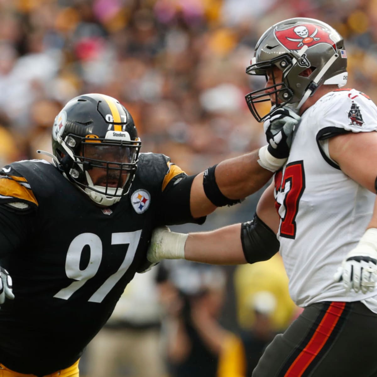 Pittsburgh Steelers Fans And Players Whip Falcons In Atlanta