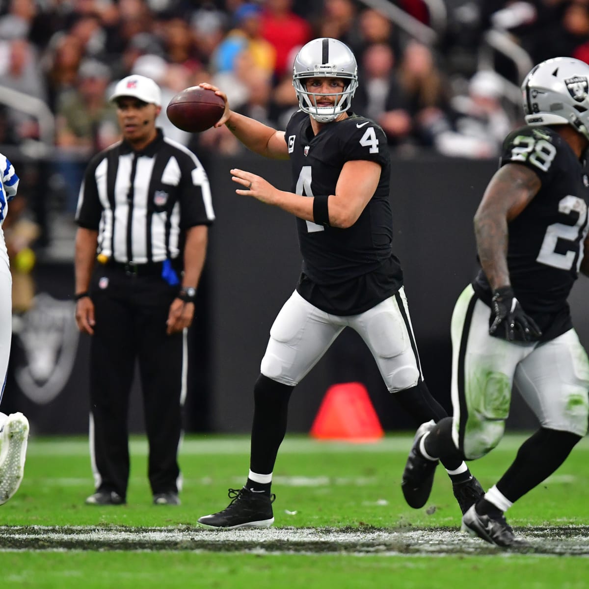 Derek Carr's emotions emerge after Raiders lose to Colts