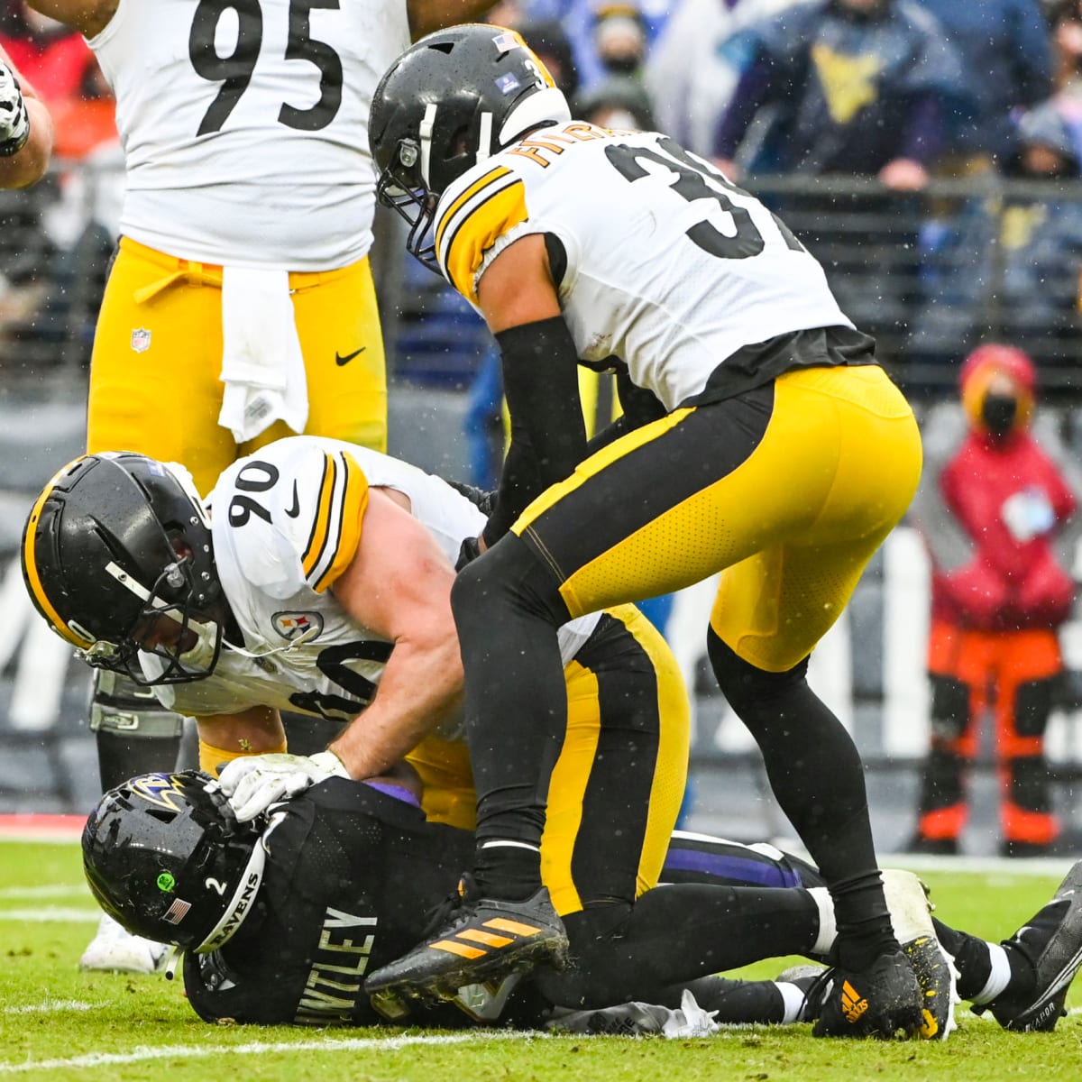 Steelers, Ravens resume 'blood feud', Sports