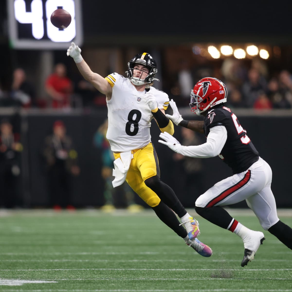 Kenny Pickett thrives as Steelers shut out Falcons