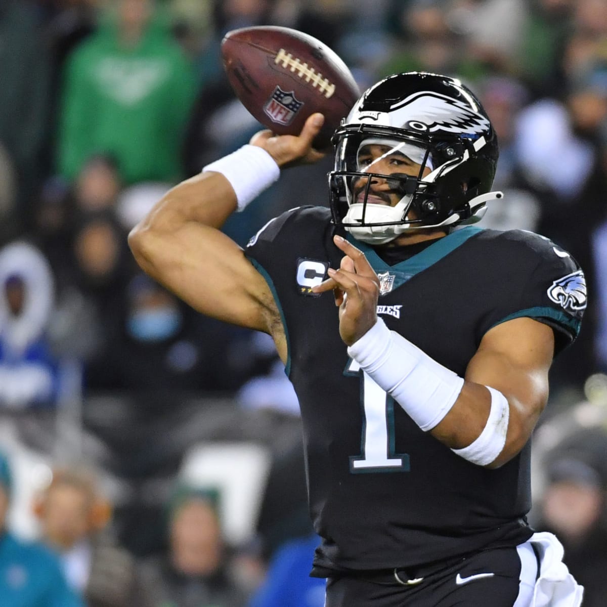 Why Eagles' Jalen Hurts treats praise the same way as criticism 