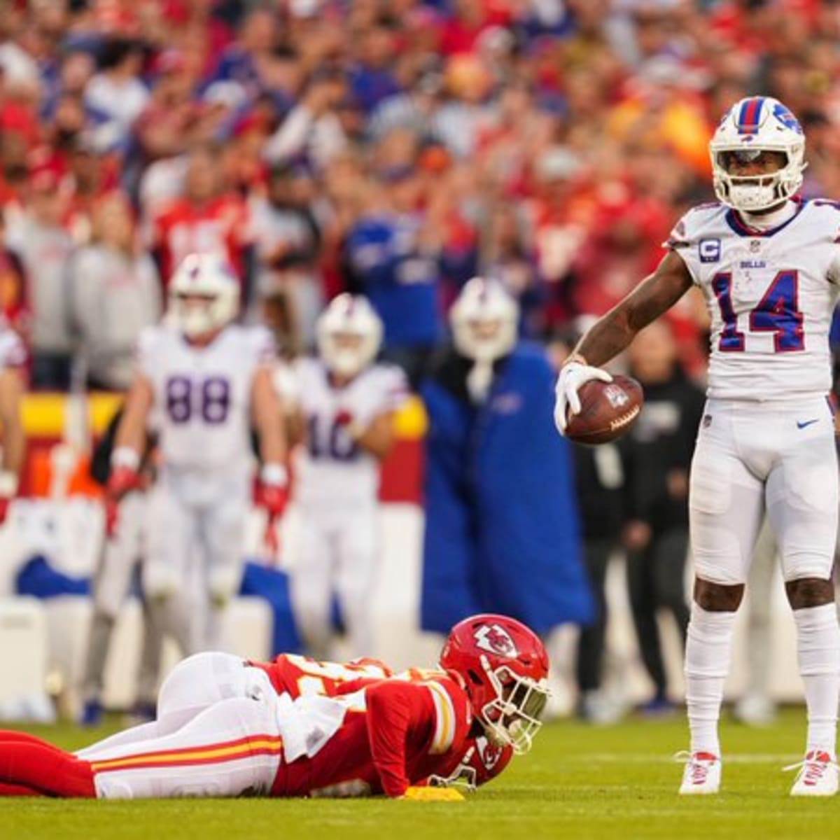 Buffalo Bills wide receiver Stefon Diggs catches 100th pass for second  consecutive season