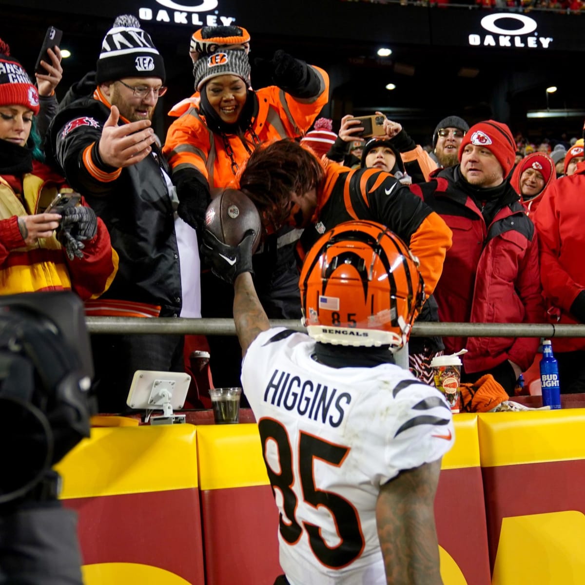 Here's Why Cincinnati Bengals WR Tee Higgins Officially Changed