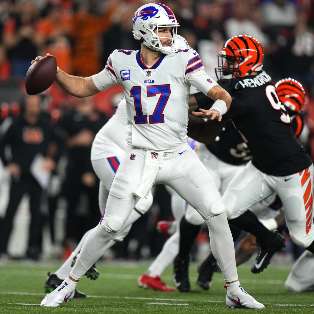 Bills' Josh Allen Sports Ryan Fitzpatrick Jersey in Pregame vs