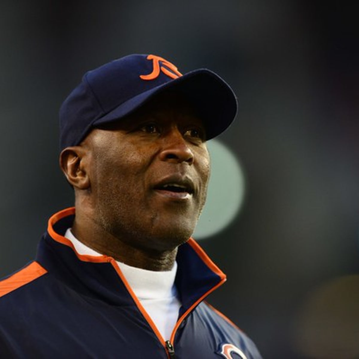 Lovie Smith 'plays to win' amid Bears' competition for No. 1 pick