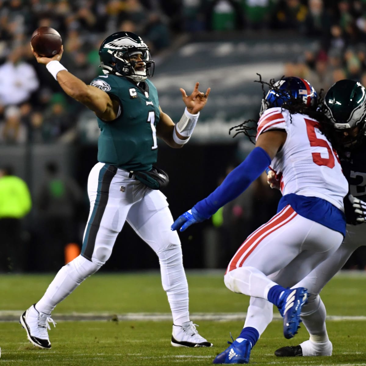 NFL analyst and ex-Giants Super Bowl champion says Jalen Hurts 'absolutely'  is capable of leading the Eagles 