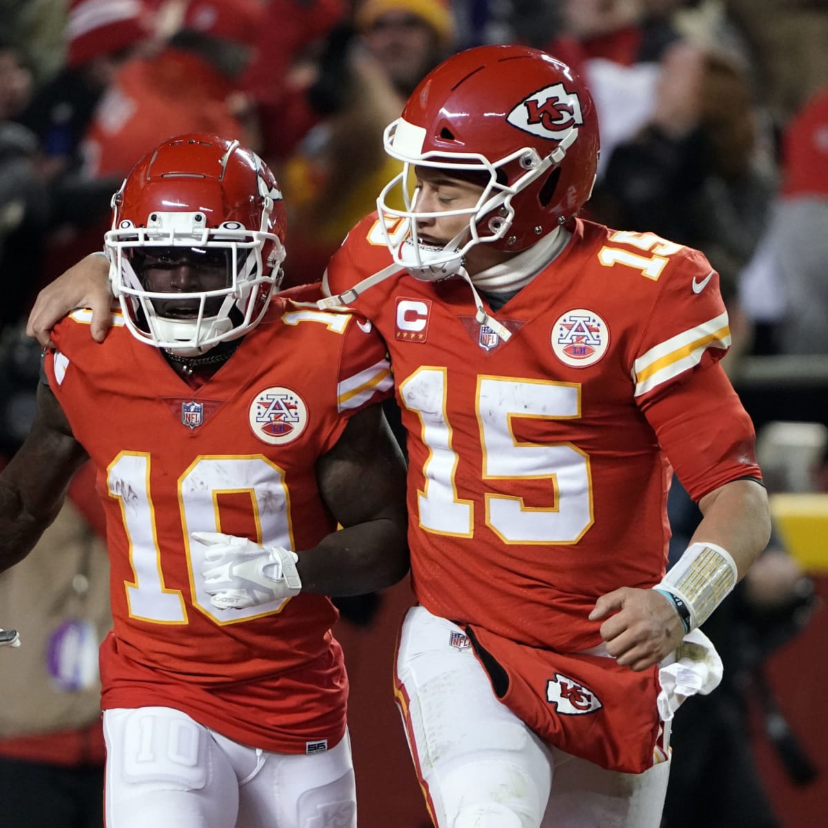 Tyreek Hill jealous of Patrick Mahomes and Travis Kelce's Super