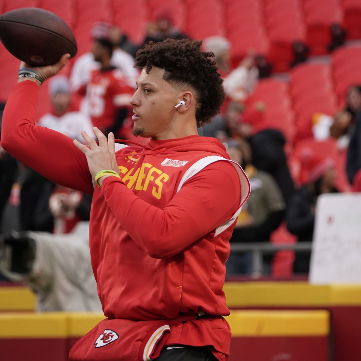 Report: Chiefs' Patrick Mahomes suffered high ankle sprain vs. Jaguars –  NBC Sports Philadelphia