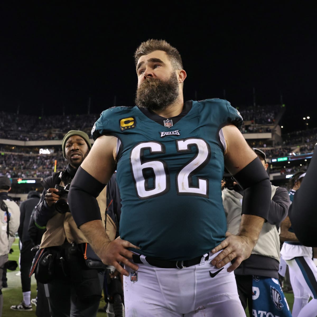 Eagles legend Jason Kelce details what will influence retirement decision