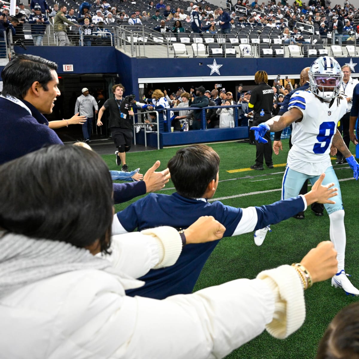 Still America's team: Study shows Dallas Cowboys have the best fans in the  NFL