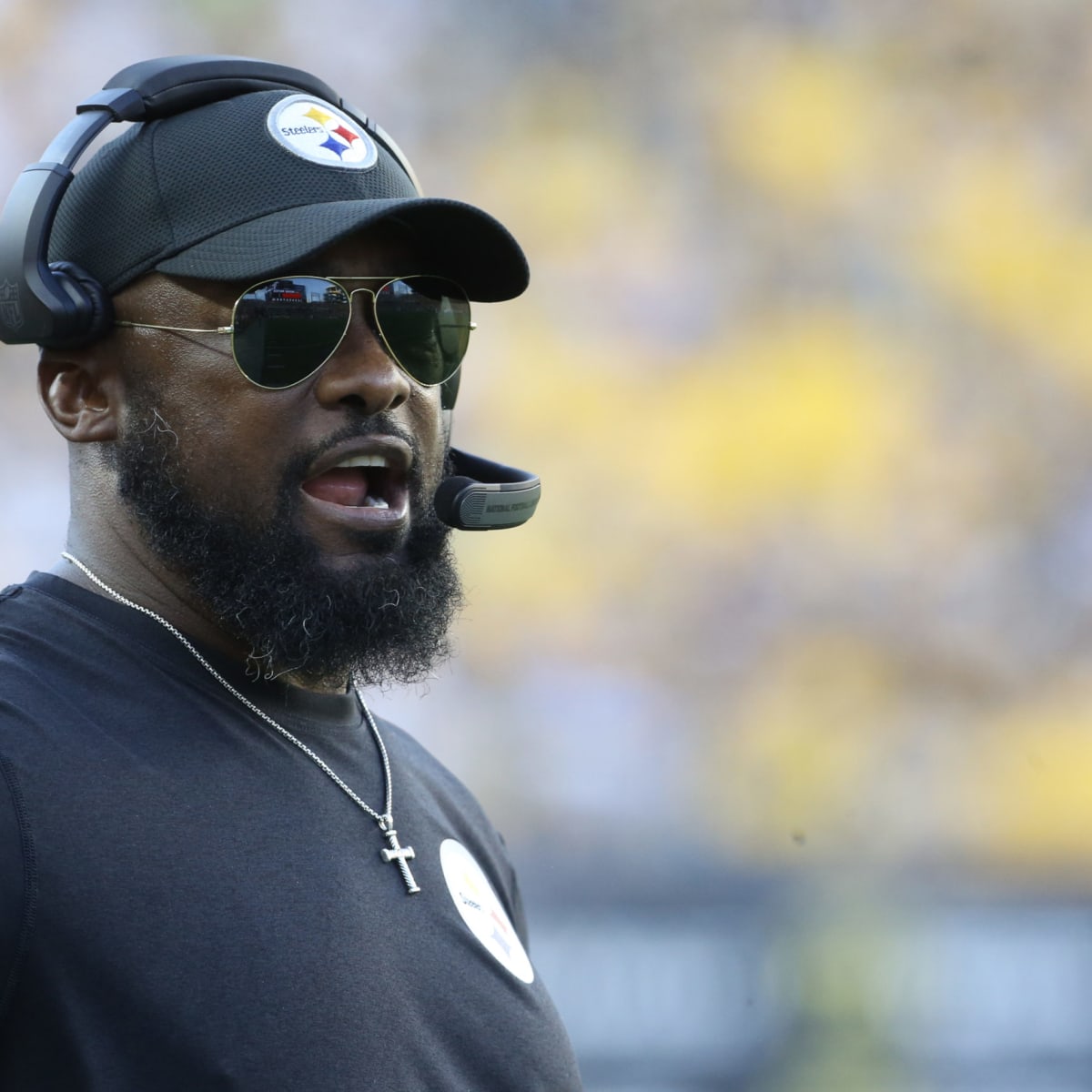 Steelers hiring Seahawks assistant Aaron Curry as linebackers coach