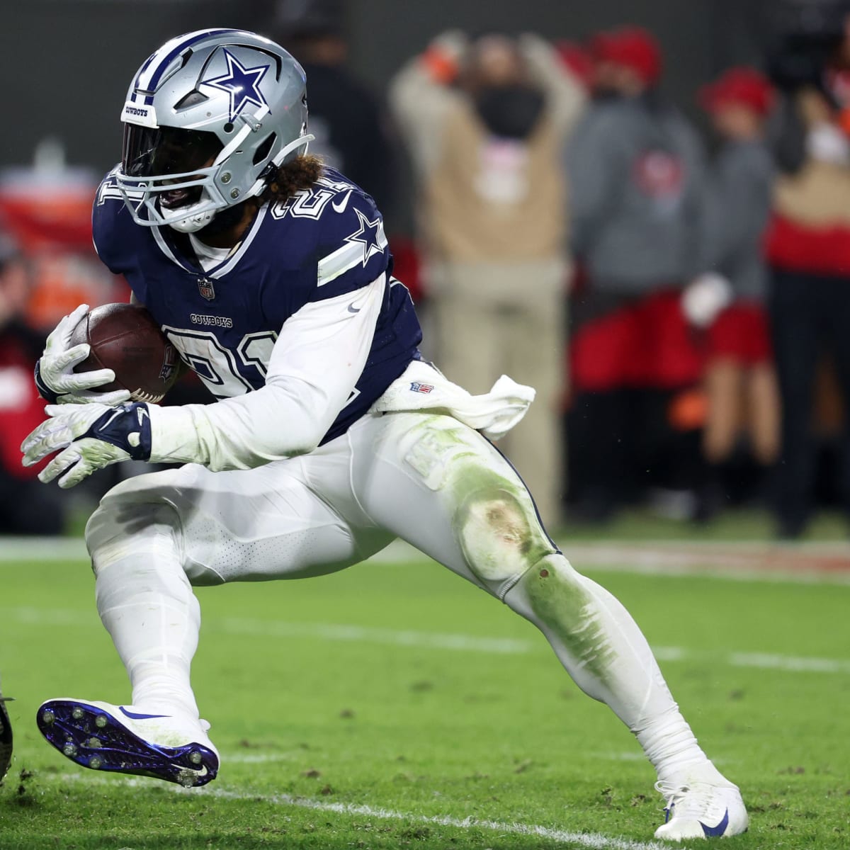 cowboys blue jersey white pants