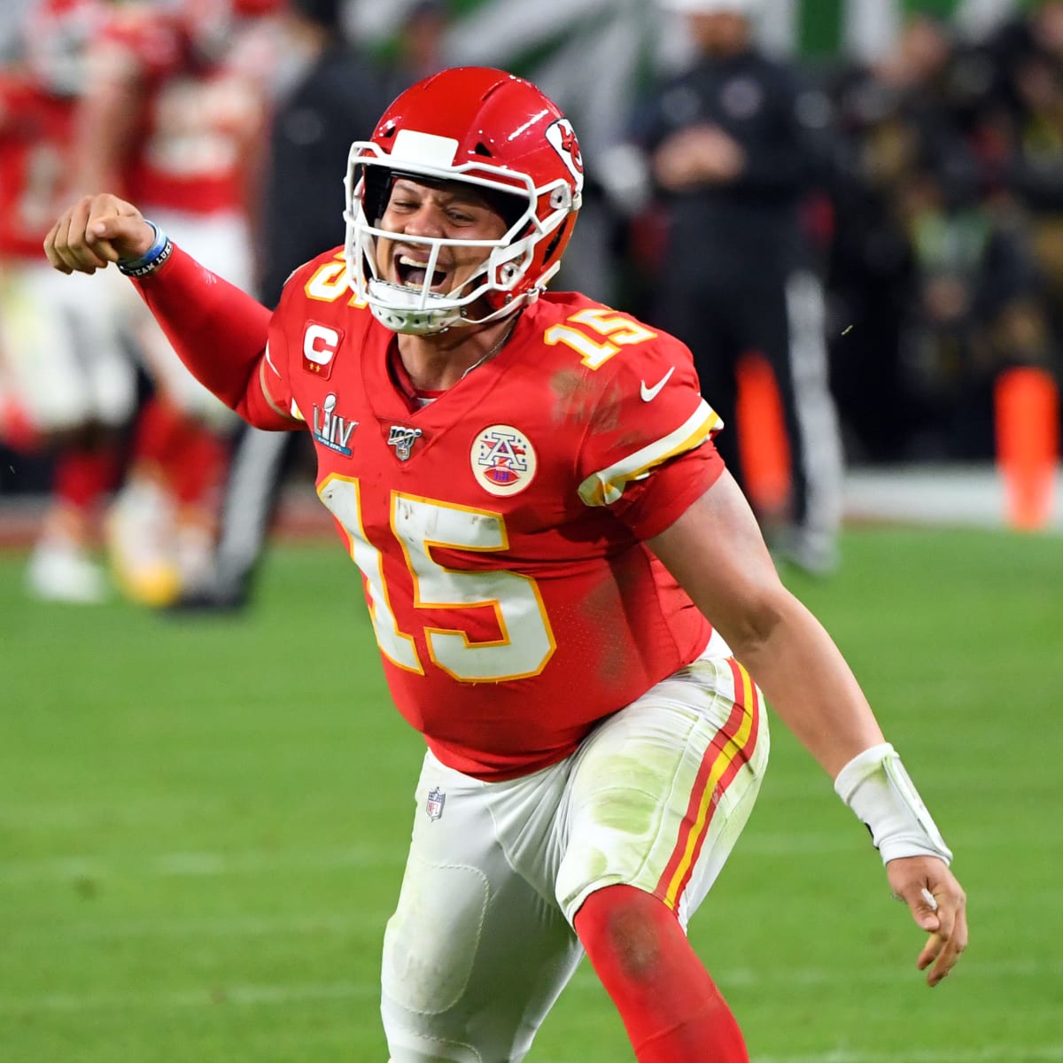 Patrick Mahomes 'confused' by Eagles' baffling quarterback move