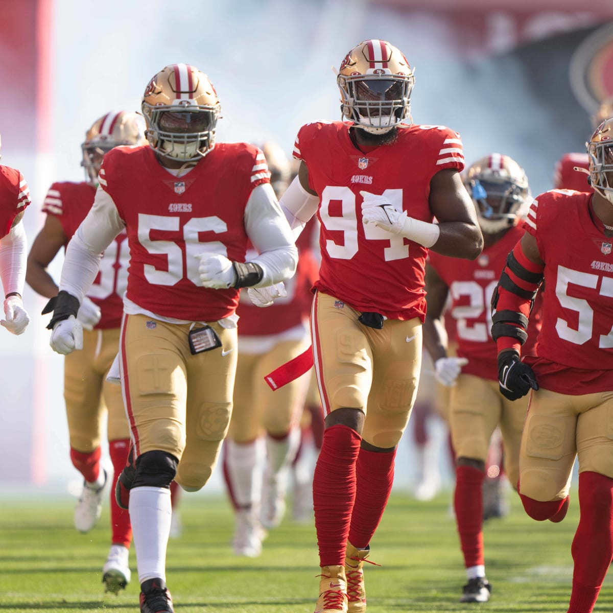 Reports: Former 49ers DE Charles Omenihu signs with the Chiefs