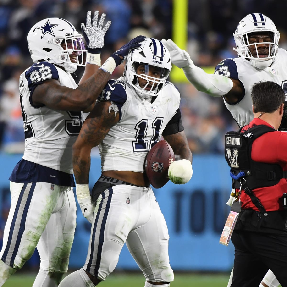 Cowboys' Micah Parsons Unanimously Wins 2021 NFL Defensive Rookie