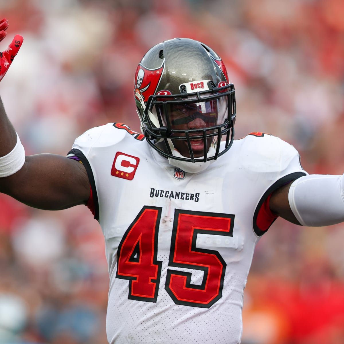 Lavonte David Contract: Salary, Cap Hit, Potential Extension