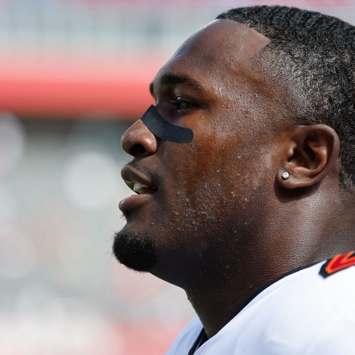 Buccaneers: Devin White makes eye-opening move after trade demand