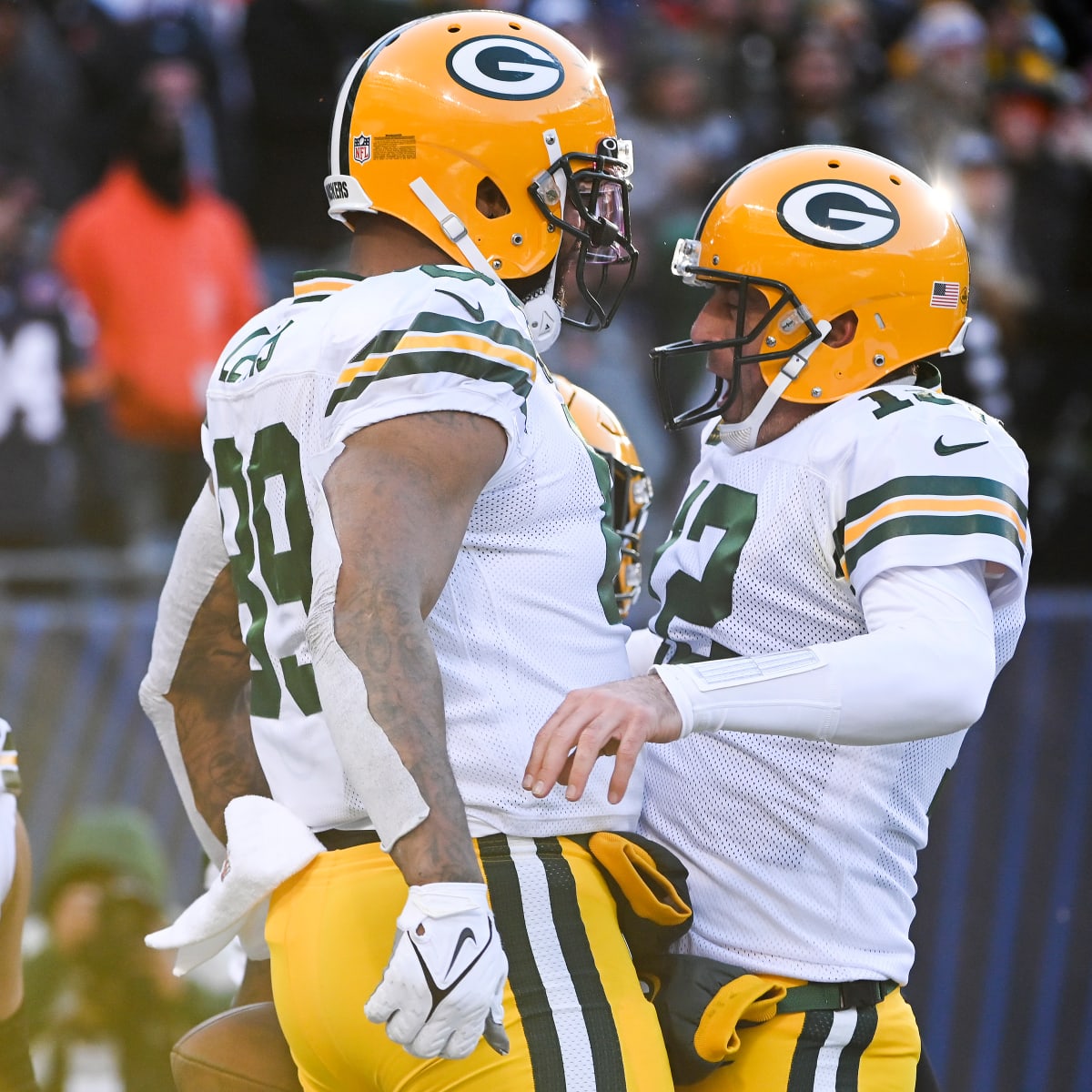 Aaron Rodgers lures old friend Randall Cobb to New York Jets