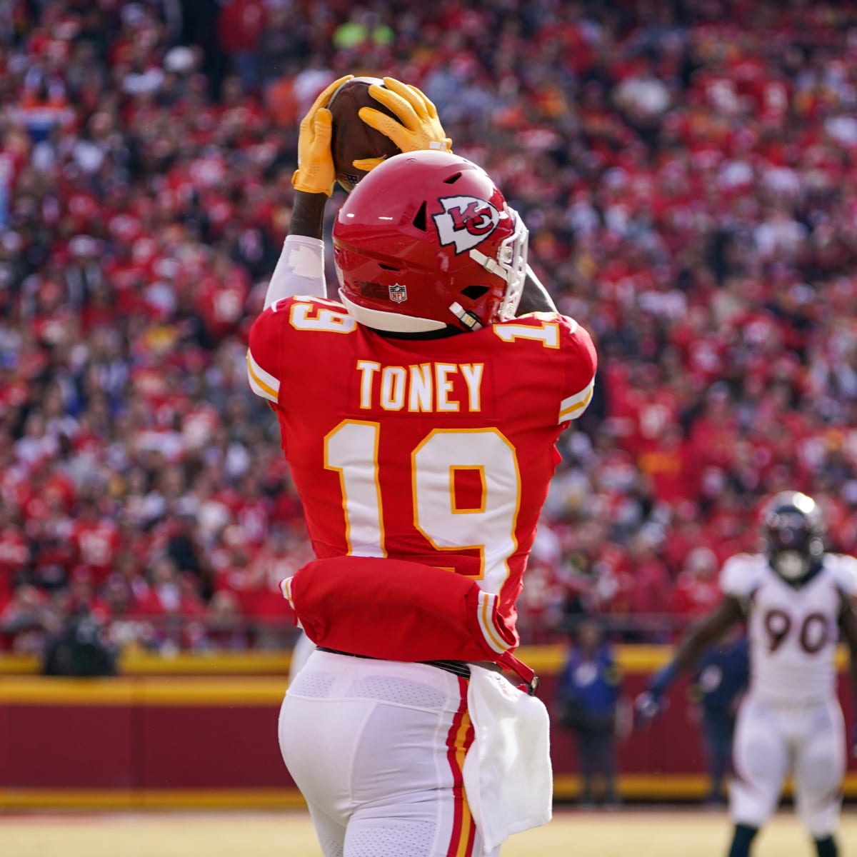 PFF Gives Kansas City Chiefs B Offseason Grade